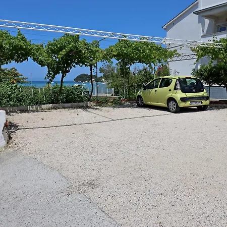 Διαμέρισμα By The Sea Kampor, Rab - 17396 *