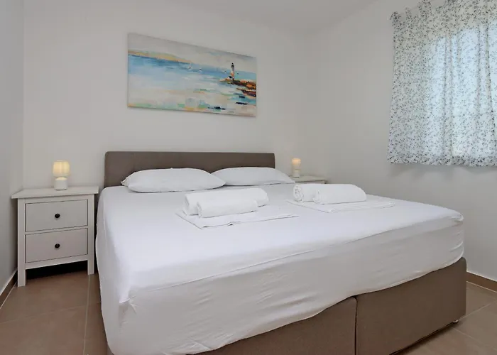 דירה By The Sea Kampor, Rab - 17396 *